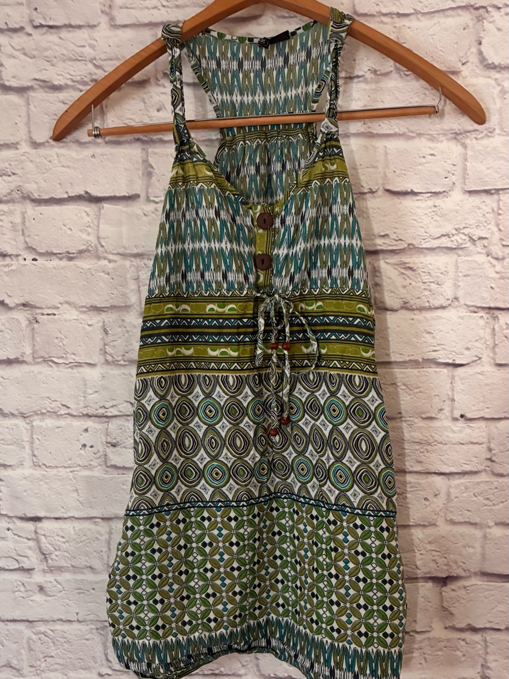 Passport Green Patterned Sleeveless Summer Tank Top - Medium